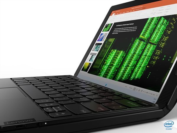 ThinkPad X1 Foldiin voi liittää Bluetoothilla yhdistyvän fyysisen näppäimistön.